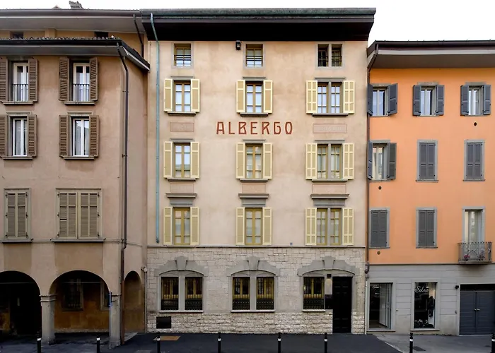 Petronilla - Hotel In Bergamo