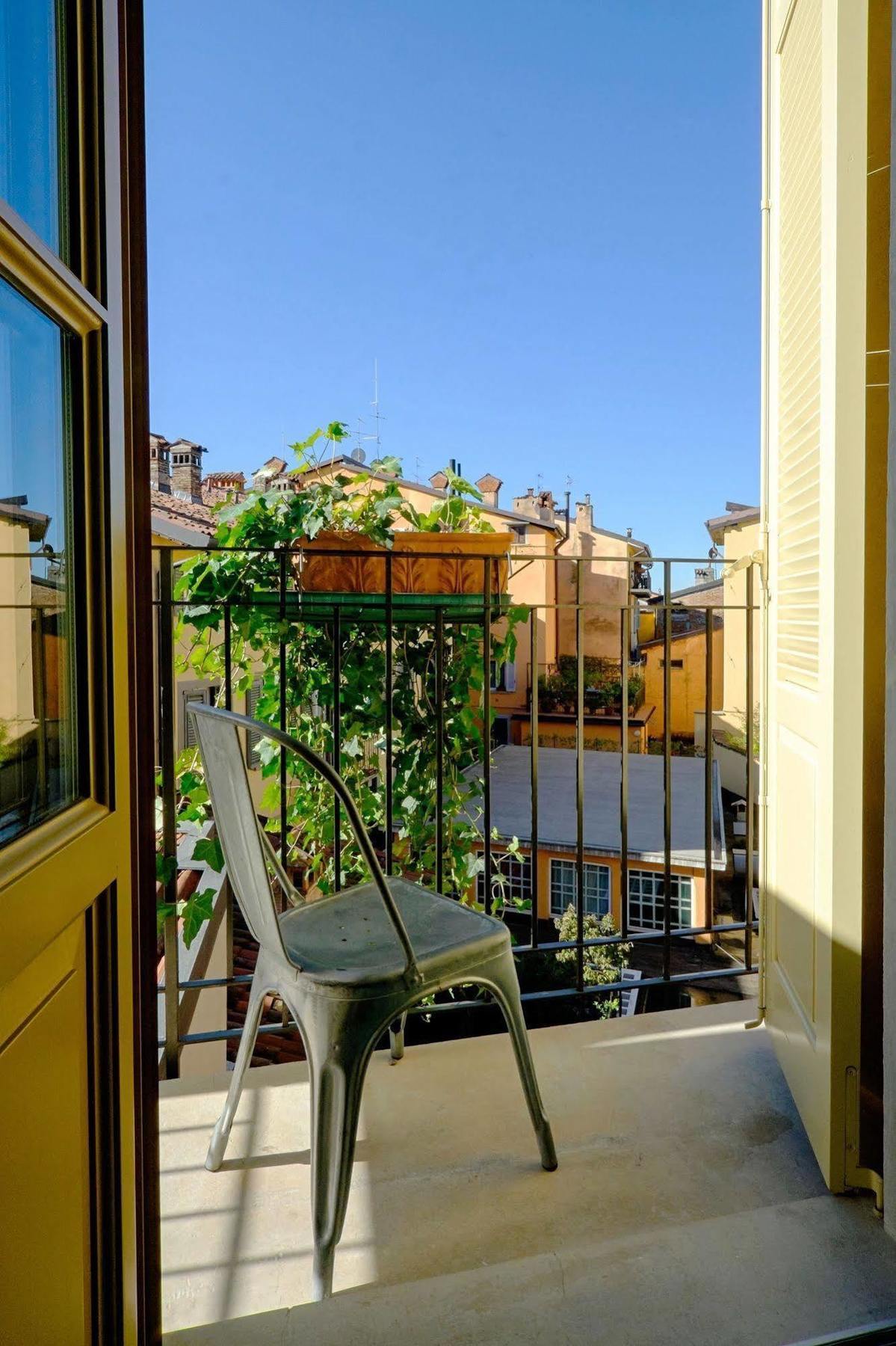 Hotel Petronilla - In 4*