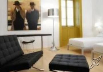 Petronilla - In Hotel Bergame